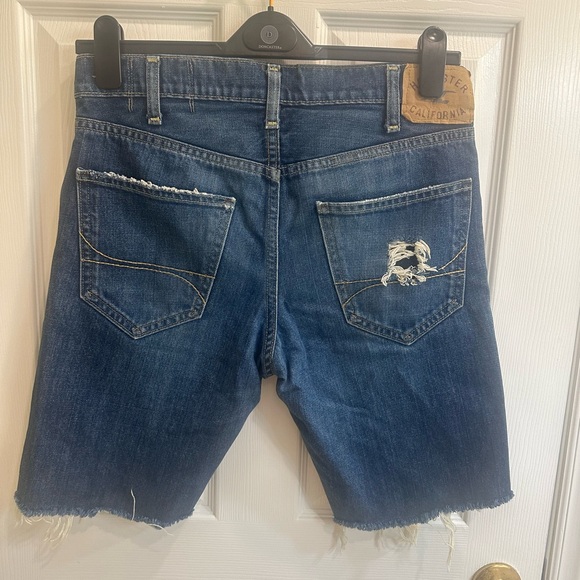 Hollister California Men’s Distressed Button Fly Jeans Size 31 Cut Off To Shorts - Picture 2 of 8